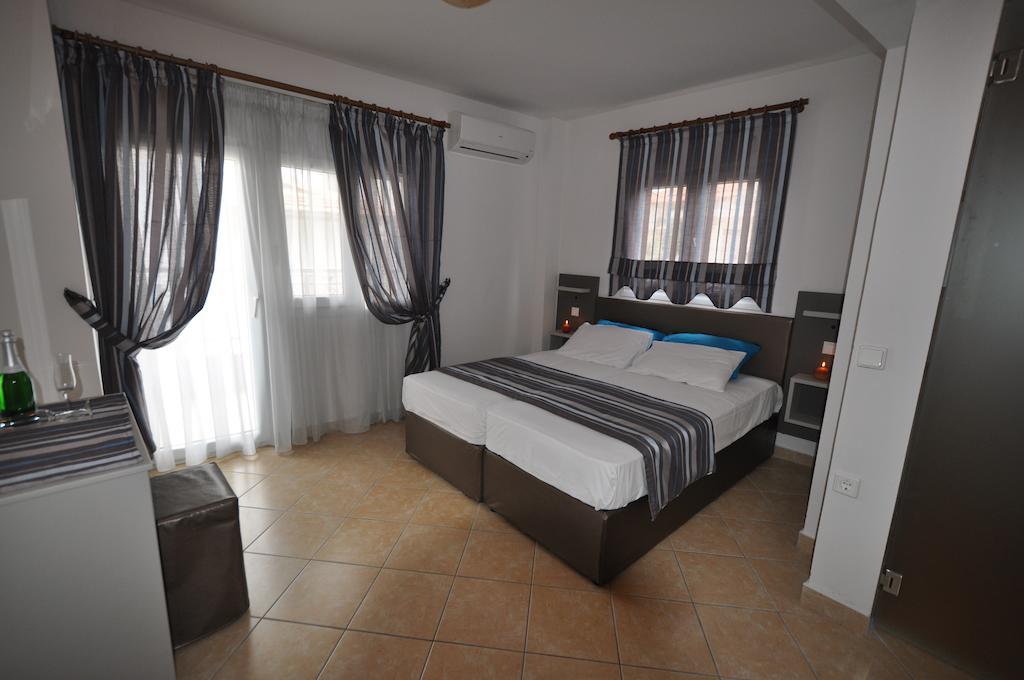 Hotel Asterias Limenaria  Rum bild
