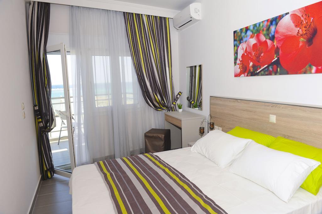Hotel Asterias Limenaria  Rum bild